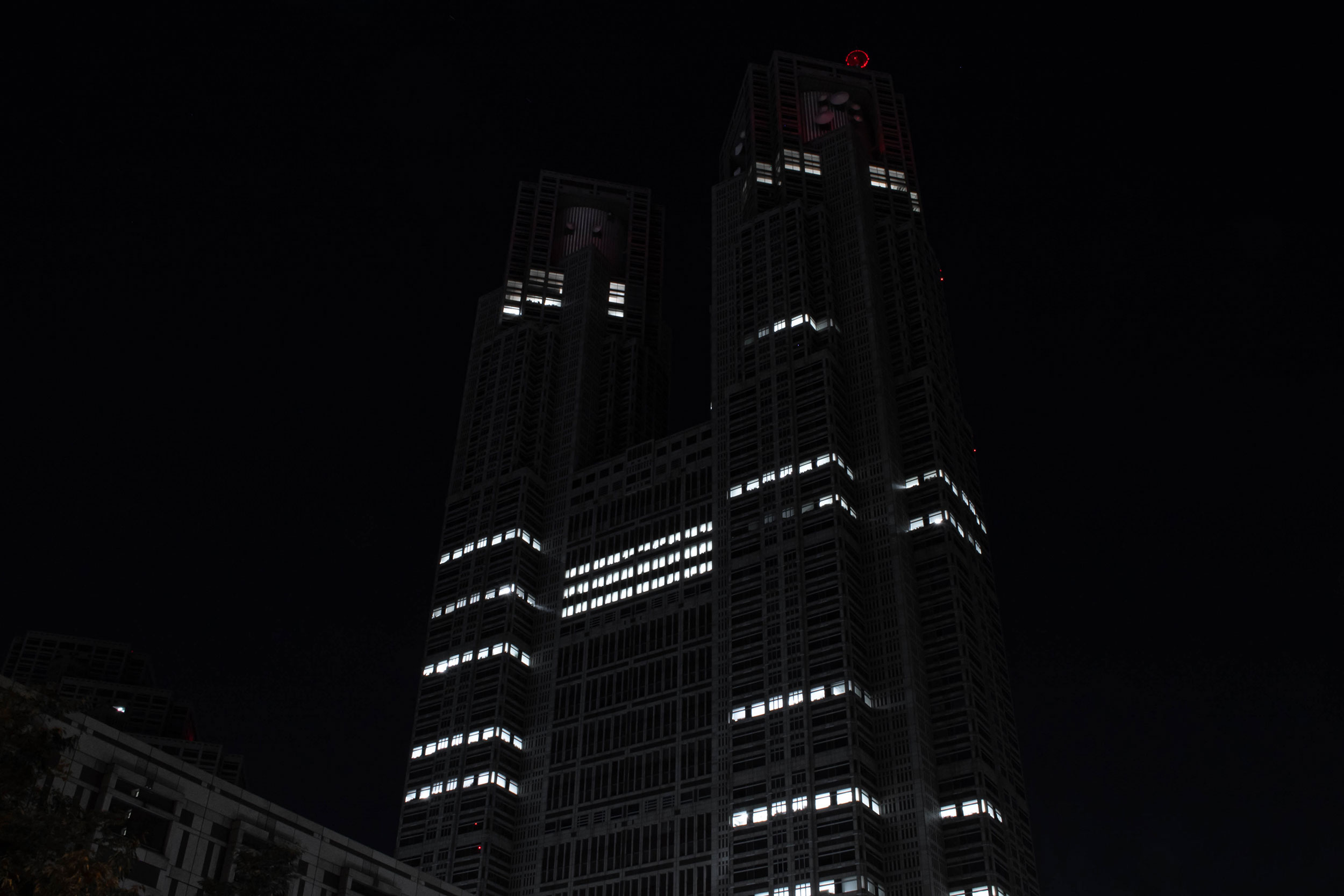 Nightwalk - Government Building